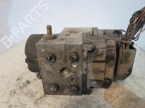 Used ABS pump NISSAN ALMERA TINO (V10) [1998-2006]  25086111