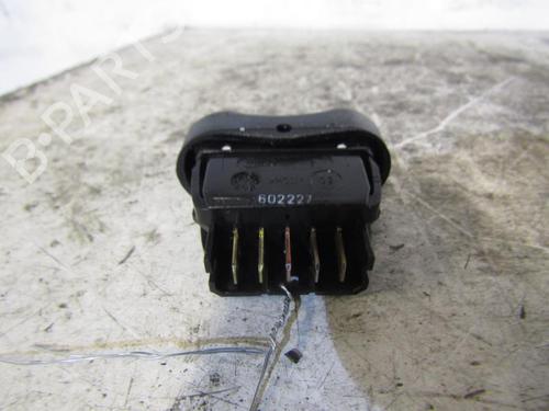 Used Left front window switch Left front window switch DACIA SANDERO 1.4 MPI LPG (72 hp) 25105631 25105631