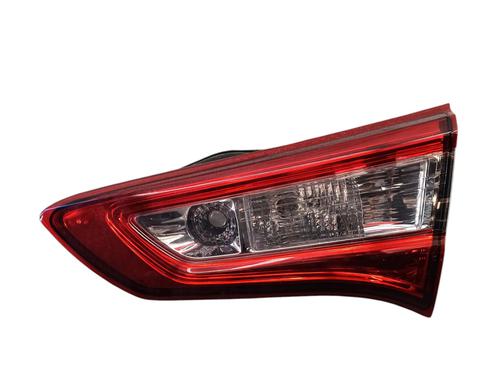 Used Right tailgate light TOYOTA YARIS (_P13_) 1.5 Hybrid (NHP130_, NHP130) (101 hp) 29431070