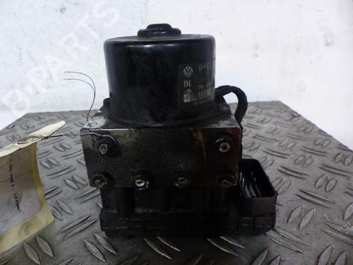 Used ABS pump VW POLO (6N2) 1.9 D (64 hp) 25107979