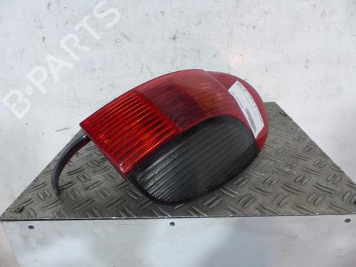 Used Right taillight PEUGEOT 306 Break (7E, N3, N5) 2.0 HDI 90 (90 hp) 25107906