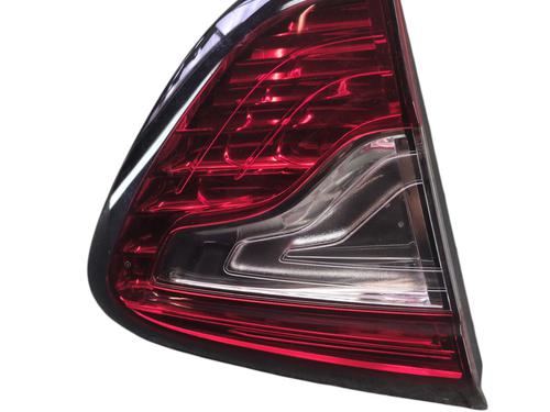 Venstre baglygte bagklap RENAULT CAPTUR I (J5_, H5_) 1.5 dCi 90 (J5N4, J5M5, J5MW, J5M6, J5AL, J5AJ) (90 hp) 28953488