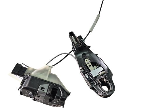 front-right-lock-citroen-c3-iii-sx-2016-25056481 main image