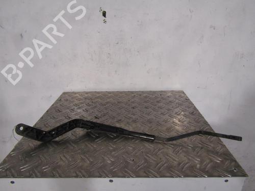 Used Front windshield wiper arm CITROËN SAXO (S0, S1) [1996-2004]  25095969