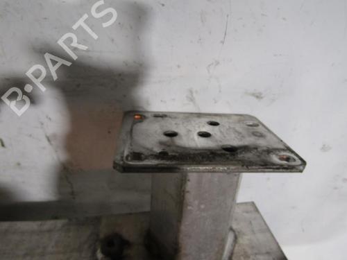 Used Front bumper reinforcement CITROËN C4 Picasso I MPV (UD_) 2.0 HDi 138 (136 hp) 25096556
