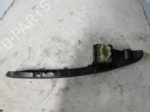 Used Right rear window switch Right rear window switch VW GOLF III Variant (1H5) 1.9 TDI (90 hp) 25106996 25106996