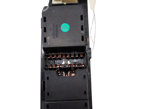 Left front window switch CHEVROLET CAPTIVA (C100, C140) 2.2 D 4WD | BP28130621I27 