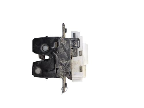 Used Tailgate lock RENAULT CLIO III Grandtour (KR0/1_) 1.5 dCi (KR0G) (68 hp) 30911105