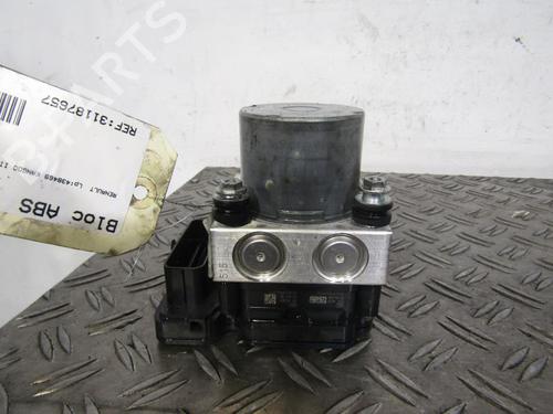 Used ABS pump ABS pump RENAULT KANGOO / GRAND KANGOO II (KW0/1_) 1.5 dCi 110 (KW06, KW12) (110 hp) 25113214 25113214