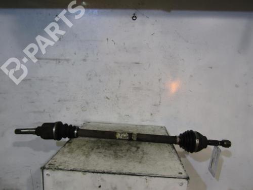 Used Right front driveshaft Right front driveshaft PEUGEOT 1007 (KM_) 1.4 16V (88 hp) 10594857 10594857