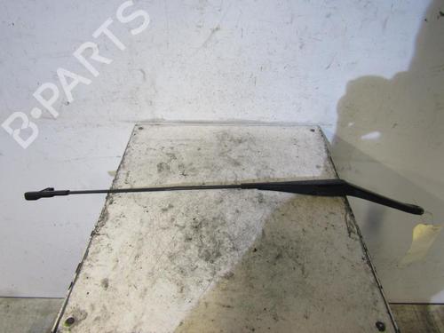 Used Front windshield wiper arm FORD FOCUS II Turnier (DA_, FFS, DS) [2004-2012]  25079270