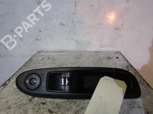 Used Right front window switch Right front window switch RENAULT CLIO II (BB_, CB_) 1.5 dCi (B/CB07) (65 hp) 10595374 10595374
