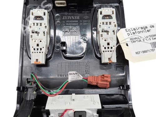 interior-roof-light-renault-captur-ii-hf_-2020-25072248 main image