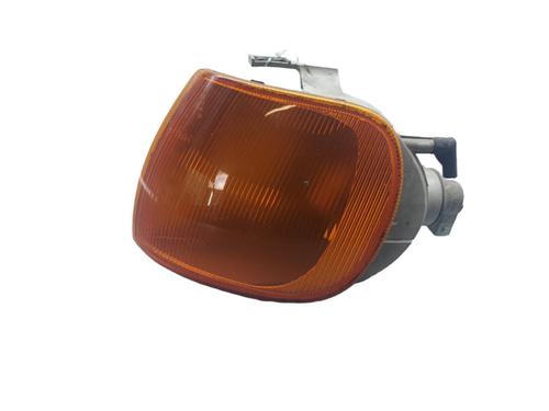 Used Left front indicator Left front indicator VW POLO III (6N1) 55 1.3 (55 hp) 25088180 25088180