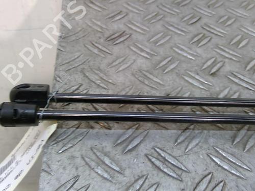 Used Tailgate lift support PEUGEOT 106 I (1A, 1C) [1991-1996]  25089757