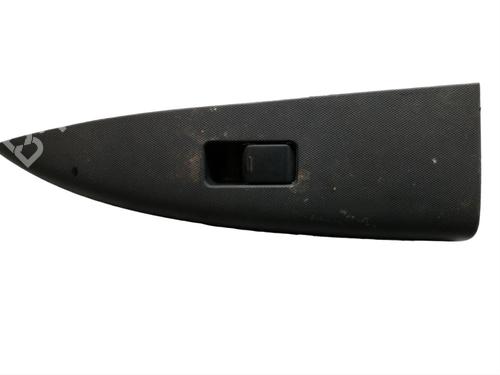 Used Right front window switch Right front window switch NISSAN NOTE (E11, NE11) 1.5 dCi (86 hp) 25077652 25077652