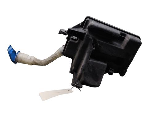 windscreen-washer-tank-audi-a1-sportback-8xa-8xf-2011-2012-2013-2014-2015-2016-2017-2018-2019-27873447 main image