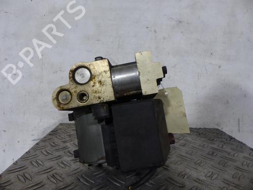 Used ABS pump RENAULT SAFRANE I (B54_) 2.2 (B543) (137 hp) 25107672