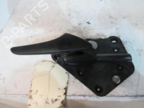 Used Front right interior door handle MERCEDES-BENZ VITO / MIXTO Van (W639) 109 CDI (639.601, 639.603, 639.605) (95 hp) 25095238