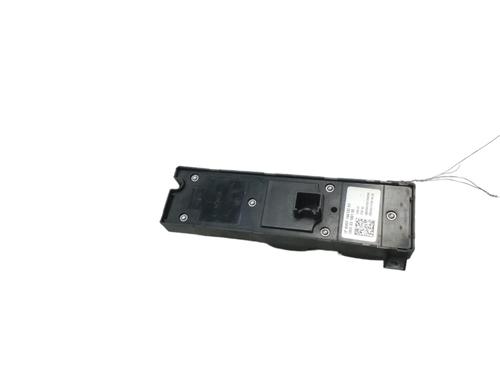 Used Left front window switch Left front window switch FORD FOCUS II (DA_, HCP, DP) 1.6 TDCi (109 hp) 25077162 25077162