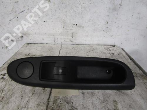 Used Right front window switch Right front window switch RENAULT CLIO II (BB_, CB_) 1.2 16V (BB05, BB0W, BB11, BB27, BB2T, BB2U, BB2V, CB05,... (75 hp) 10592639 10592639