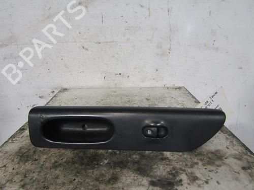 Used Right front window switch RENAULT LAGUNA I Grandtour (K56_) 2.2 dT (K569) (113 hp) 25096378