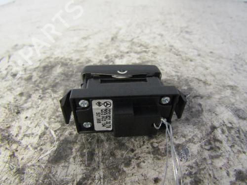 Used Right rear window switch Right rear window switch MERCEDES-BENZ S-CLASS (W220, V220) S 320 CDI (220.025, 220.125) (204 hp) 25112061 25112061