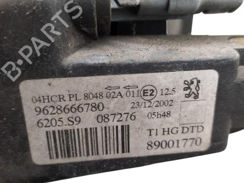 Used Right headlight PEUGEOT 206 CC (2D) 2.0 S16 (136 hp) 31317233