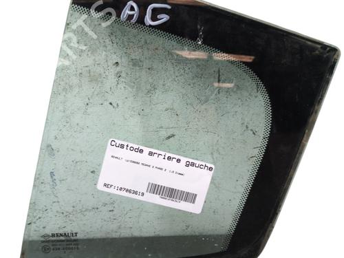 Dørrute venstre bak RENAULT MEGANE III Hatchback (BZ0/1_, B3_) 1.5 dCi (BZ0C) (90 hp) 27205155