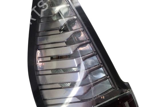left-taillight-renault-scenic-iii-jz01_-2008-2009-2010-2011-2012-2013-2014-2015-2016-32683868 main image