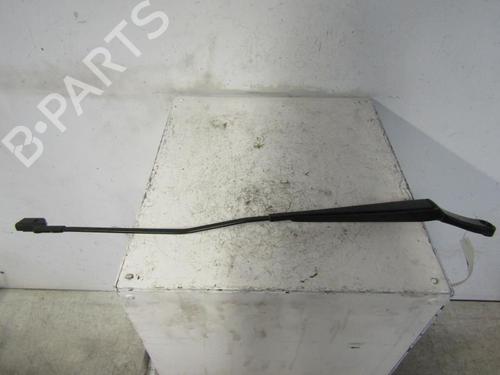 Used Front windshield wiper arm VW TOURAN (1T1, 1T2) 1.9 TDI (105 hp) 25111871