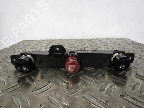 Bouton de warning FIAT 500 (312_) 1.2 (312AXA1A) (69 hp) 25070063