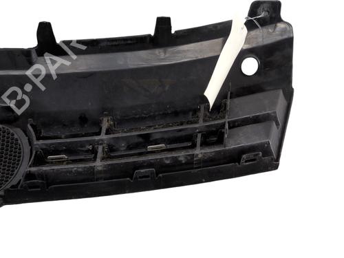 Used Grille VW POLO V (6R1, 6C1) 1.6 TDI (90 hp) 29180641