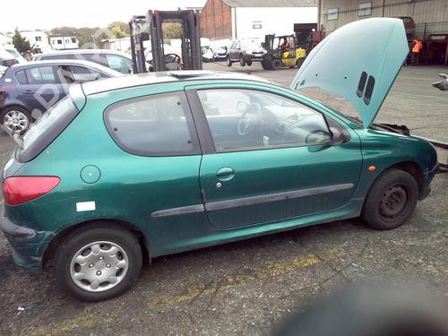 Front windshield wiper arm PEUGEOT 206 Hatchback (2A/C) 1.4 i | BP25062279C143 