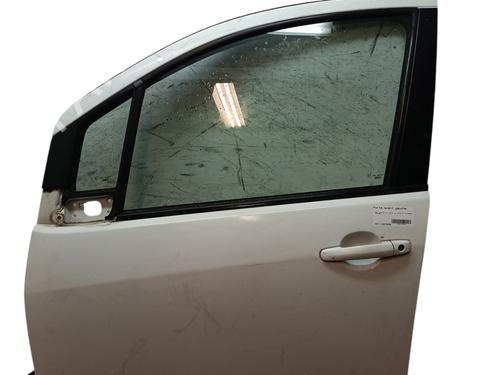 Used Left front door Left front door OPEL AGILA B (H08) 1.2 (F68) (94 hp) 31377080 31377080