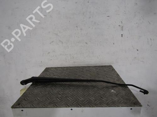 Used Front windshield wiper arm CITROËN XSARA PICASSO (N68) [1999-2012]  25113073