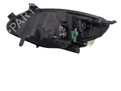 Used Right headlight RENAULT TWINGO II (CN0_) 1.2 16V (CN04, CN0B) (75 hp) 31907503