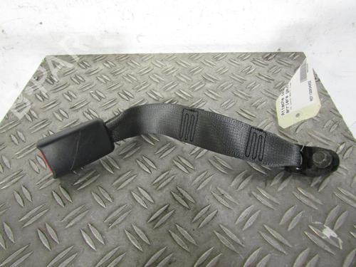 Used Seat buckle KIA CARENS III MPV (UN) 2.0 CRDi 140 (140 hp) 25091838