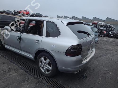 Bakluke CC/Kombi-Kupé PORSCHE CAYENNE (9PA) S 4.5 | BP25088940C6 