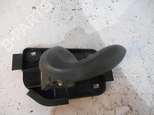 Used Front left interior door handle FIAT PUNTO (188_) 1.2 60 (188.030, .050, .130, .150, .230, .250) (60 hp) 25085698