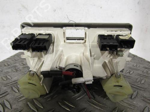 Used Climate control Climate control LAND ROVER FREELANDER I (L314) 2.0 DI 4x4 (98 hp) 25080330 25080330