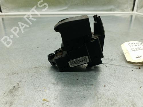 Used Switch Switch RENAULT MEGANE III Hatchback (BZ0/1_, B3_) 1.9 dCi (BZ0N, BZ0J) (131 hp) 25089402 25089402