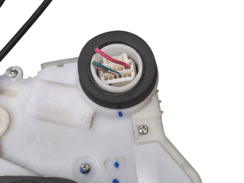 front-right-lock-toyota-yaris-_p13_-2010-2011-2012-2013-2014-2015-2016-2017-2018-2019-2020-31883504 main image