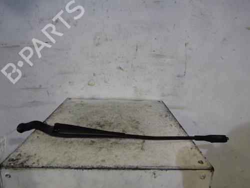 Used Front windshield wiper arm OPEL CORSA D (S07) 1.4 (L08, L68) (90 hp) 25090082