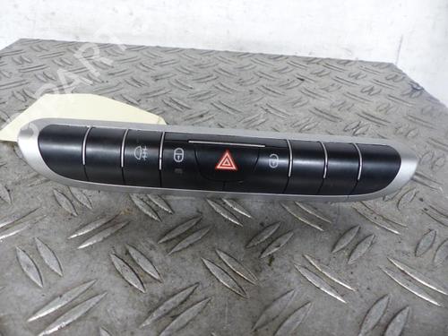 Used Warning switch SMART FORTWO Coupe (451) 1.0 (451.331, 451.380) (71 hp) 25107644