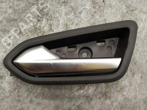 Used Rear left interior door handle Rear left interior door handle RENAULT CLIO V (B7_) 1.0 TCe 90 (B7MT) (91 hp) 25101377 25101377
