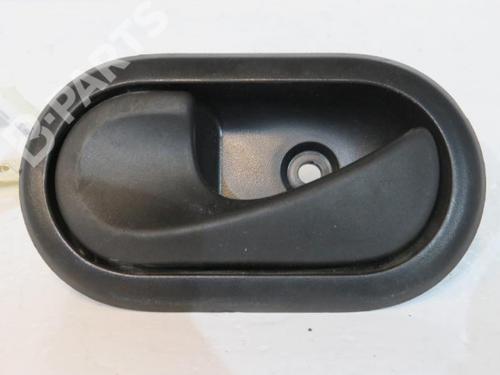 Used Front left interior door handle Front left interior door handle DACIA SANDERO 1.4 MPI LPG (72 hp) 10602063 10602063