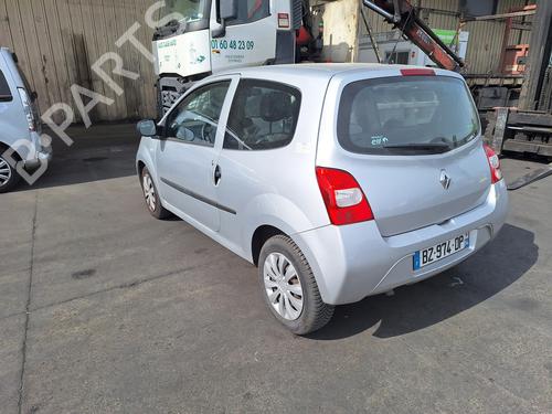 Brugte RENAULT TWINGO II (CN0_) 1.2 16V (CN04, CN0B) 4998543