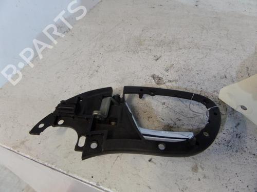 Used Rear right interior door handle Rear right interior door handle SEAT TOLEDO II (1M2) 1.6 16V (105 hp) 25085719 25085719