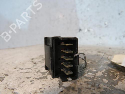 Used Right rear window switch Right rear window switch CITROËN XSARA PICASSO (N68) 1.6 HDi (109 hp) 25080608 25080608